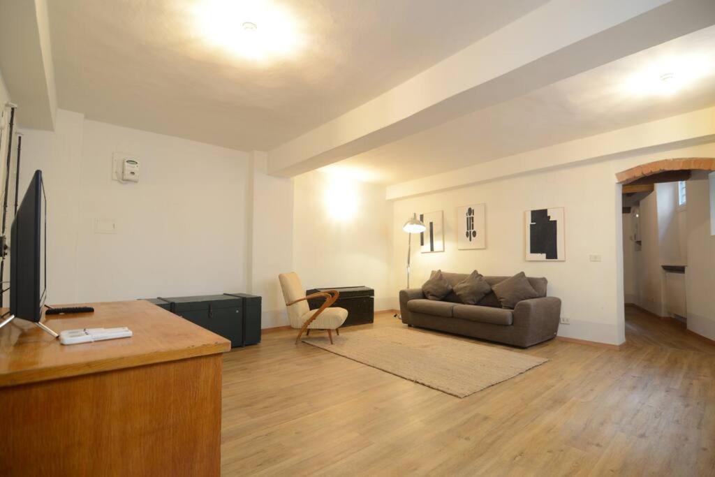 Keys Of Italy - Sprone 15 - 2 Bedroom Family Apartment By Ponte Vecchio Florence Exterior photo