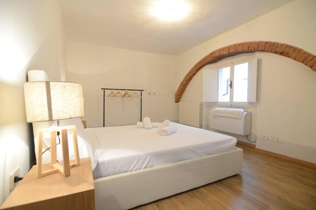 Keys Of Italy - Sprone 15 - 2 Bedroom Family Apartment By Ponte Vecchio Florence Exterior photo
